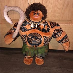 Disney Store 16" Maui Plush